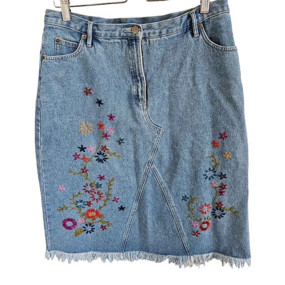 Carole Little Sport Woman Size 12 Floral Hand Embroider Jean Skirt VTG Raw Hem